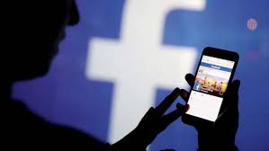 Почему исчезают друзья в фейсбуке